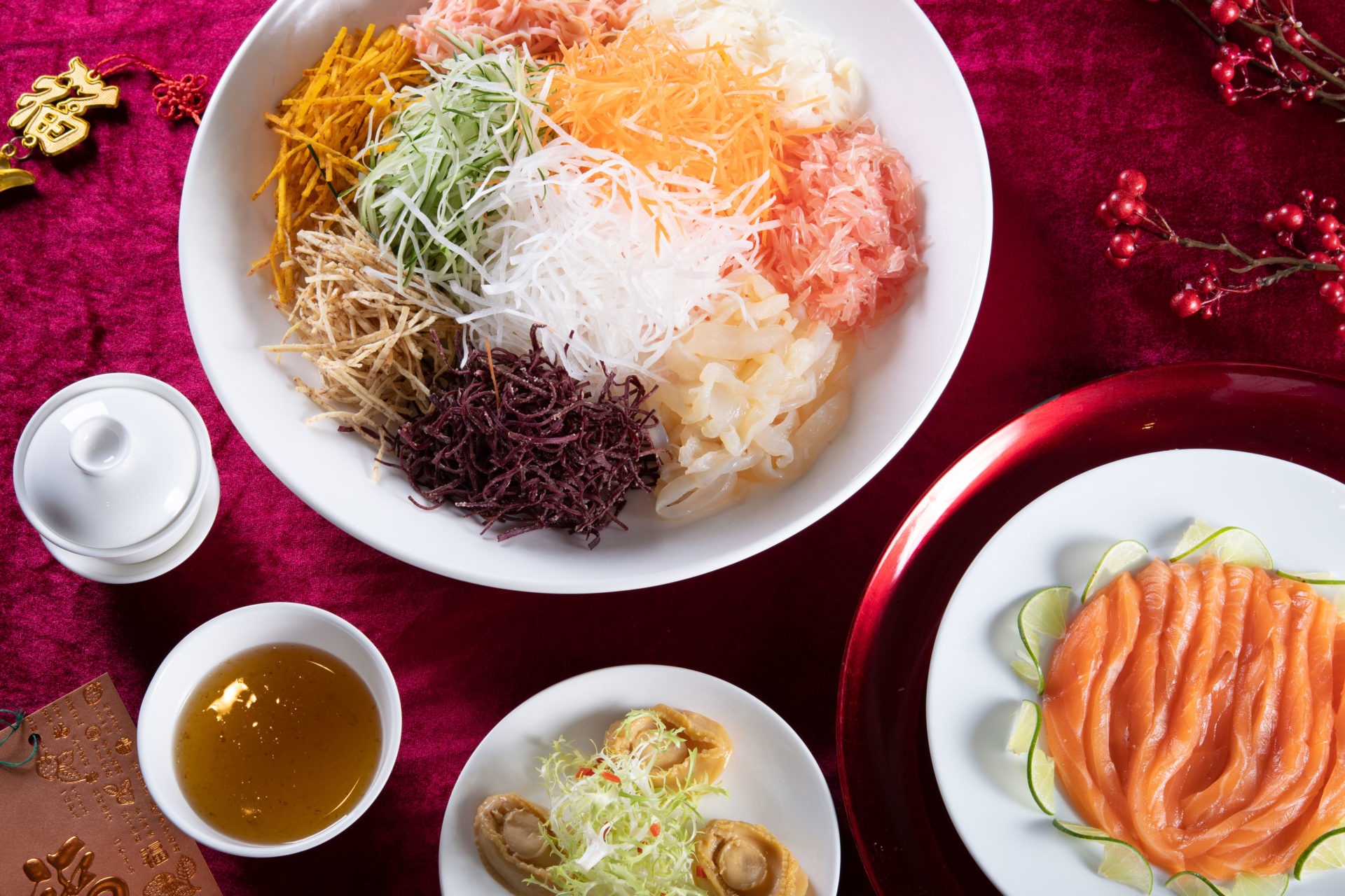 Wah Lok Cantonese Restaurant Launches Lunar New Year Dishes Dining   Abalone And Fresh Salmon Yu Sheng Wah Lok Cantonese Restaurant 